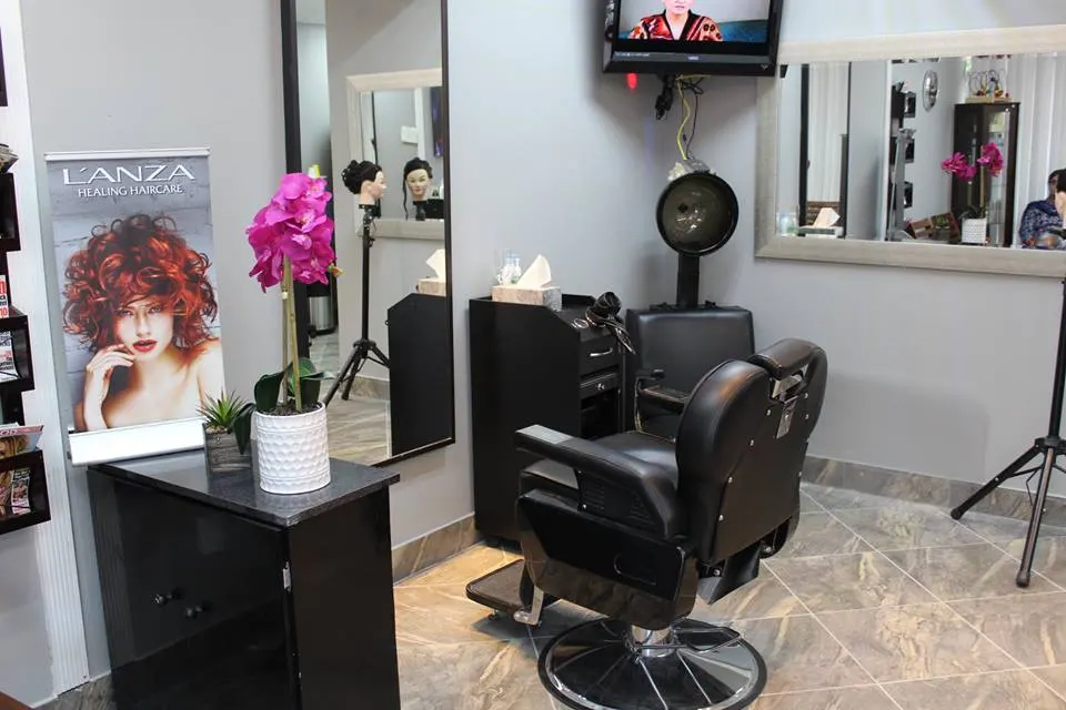 Aby's Salon (Threading, Waxing, Facial, & Lash Lift) — Beauty salon in Stafford